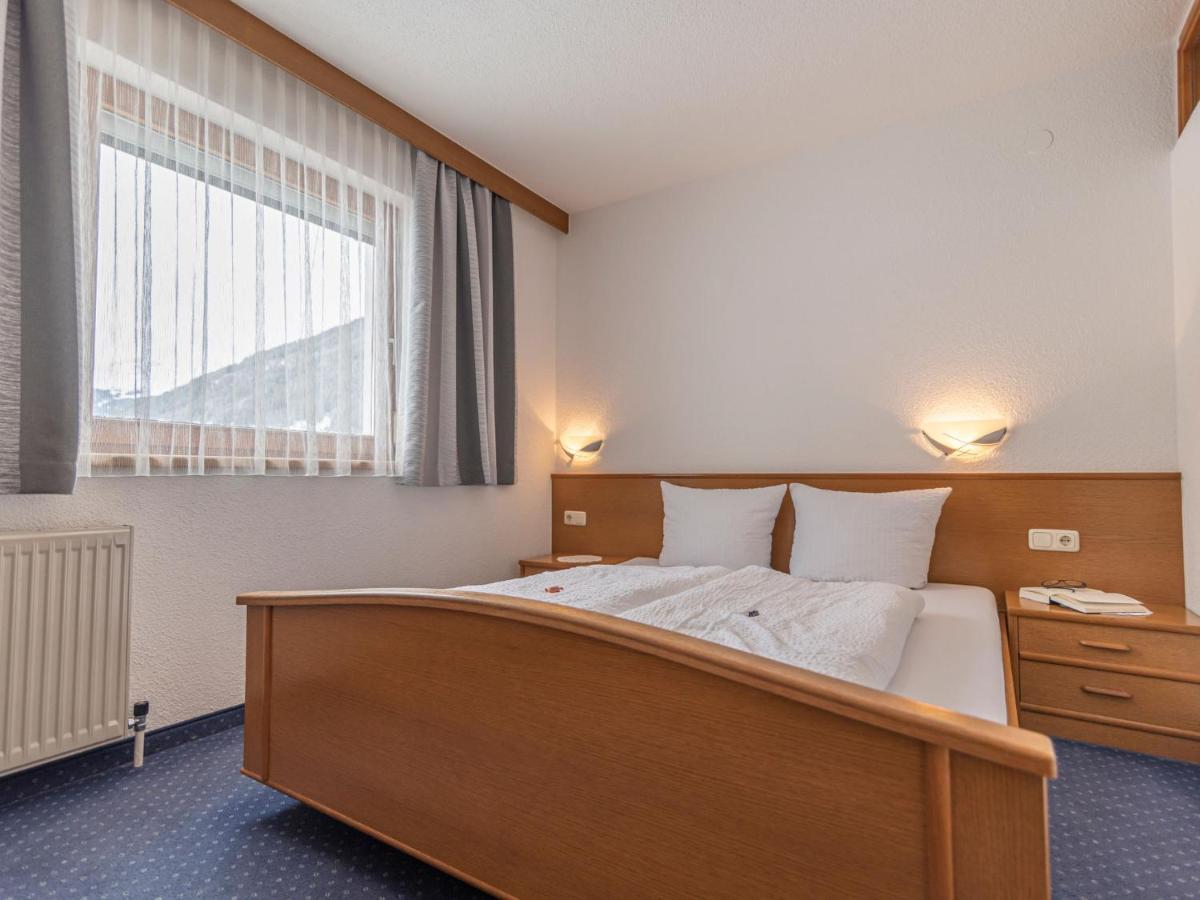 Apartment Apart Romantica - Kpl215 By Interhome カップル エクステリア 写真