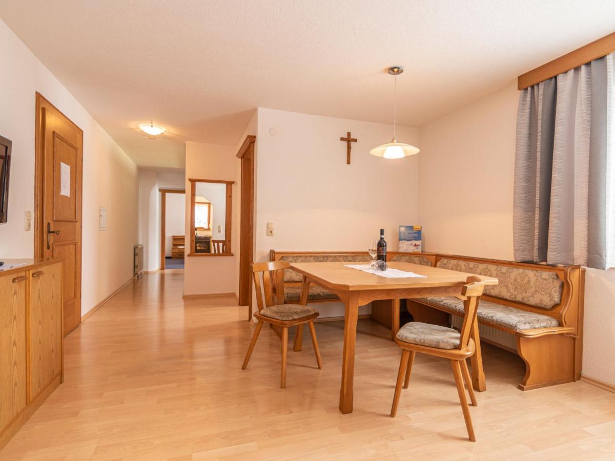 Apartment Apart Romantica - Kpl215 By Interhome カップル エクステリア 写真